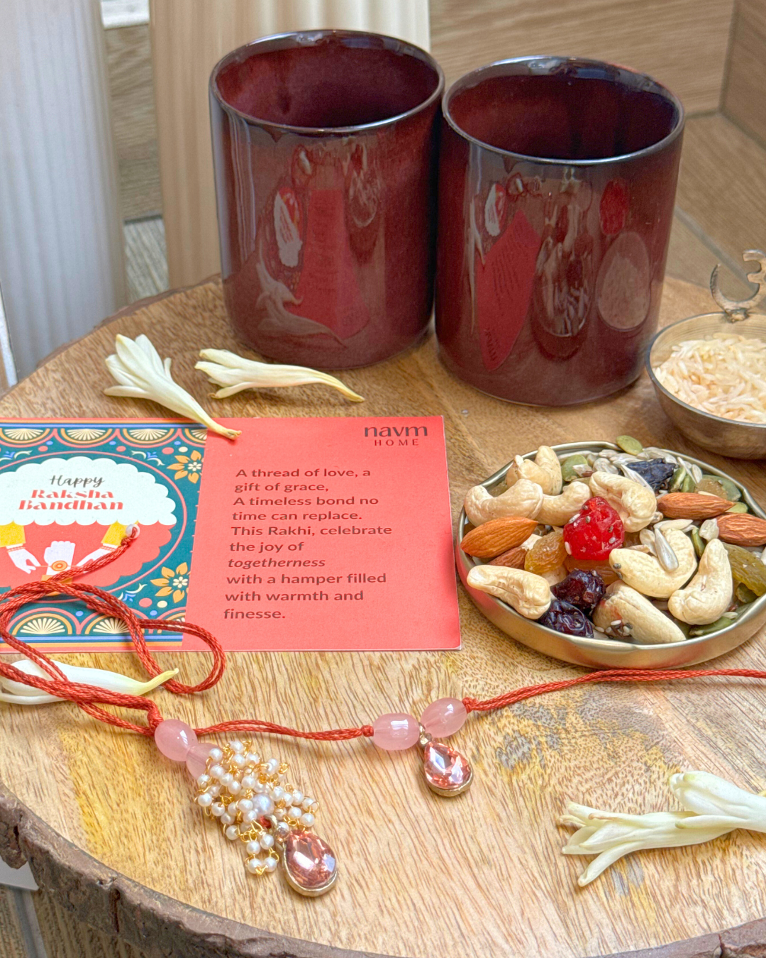 Rakhi with Anand – Bhai Bhabhi Gift Box (Gulaabi)